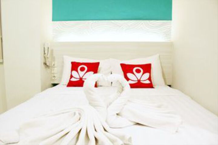 ZEN Rooms Pasar Ikan Losari
