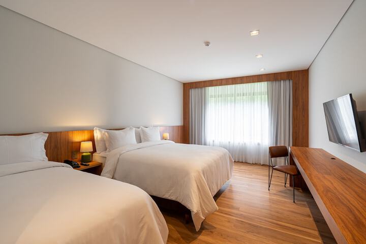 Room 15 of 26