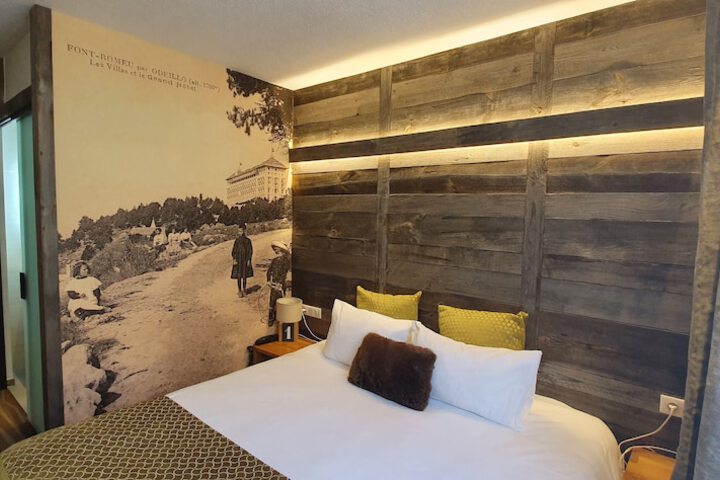 Room 5 of 42