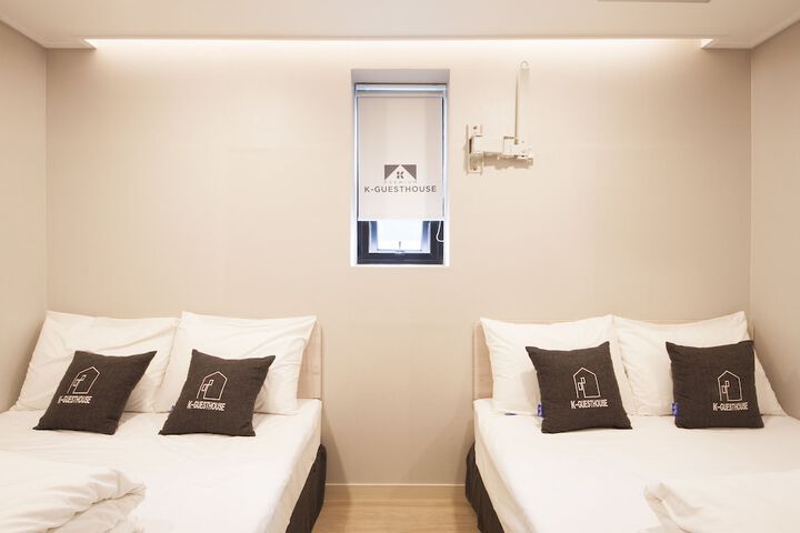 Room 10 of 44