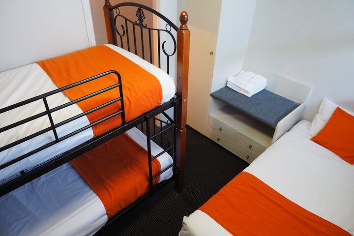 Room 29 of 84
