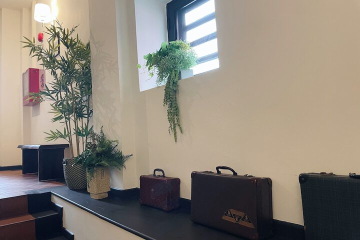 Entrance & Lobby