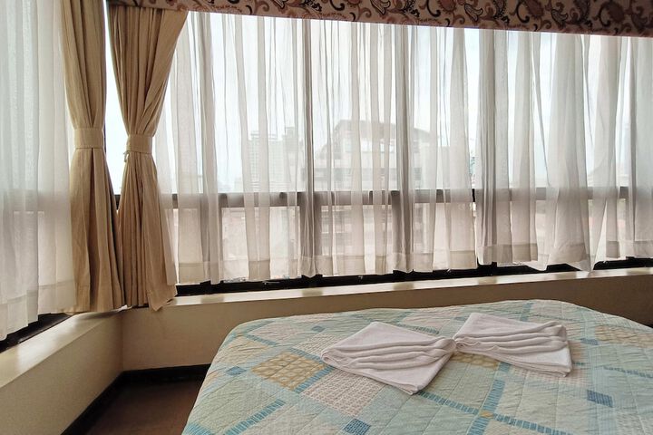 Room 60 of 73