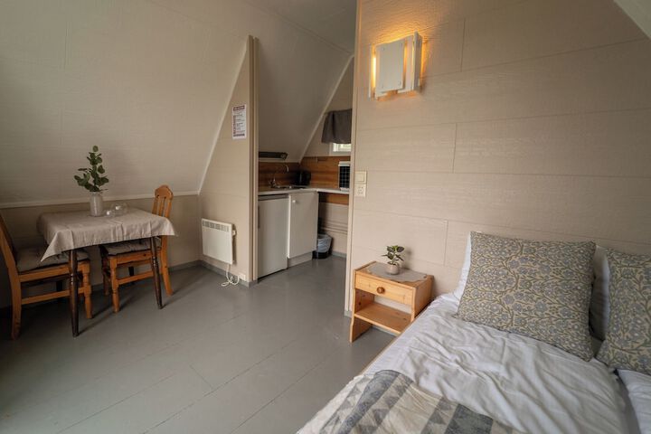 Room 42 of 138