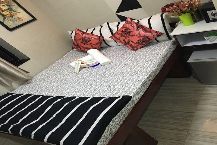 Room 5 of 61