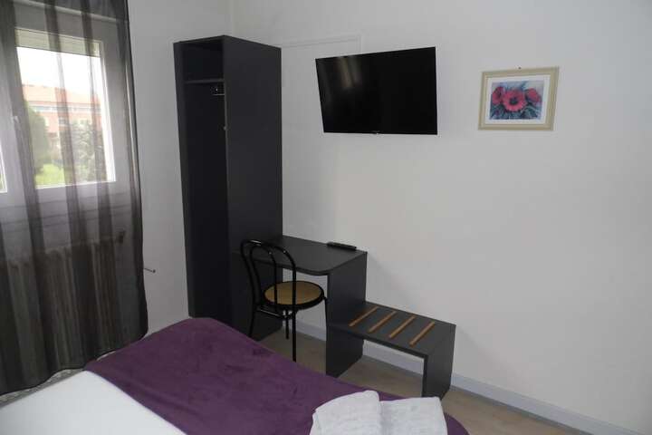 Room 10 of 47