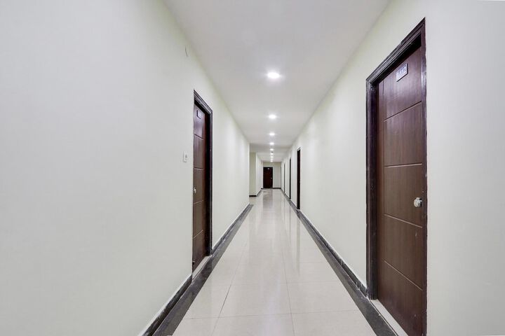 Hotel Interior 4 of 25