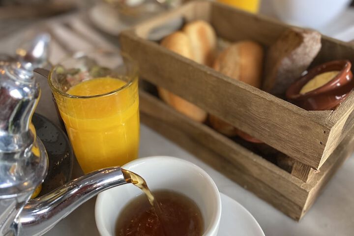 Breakfast/Coffee Service 51 of 61
