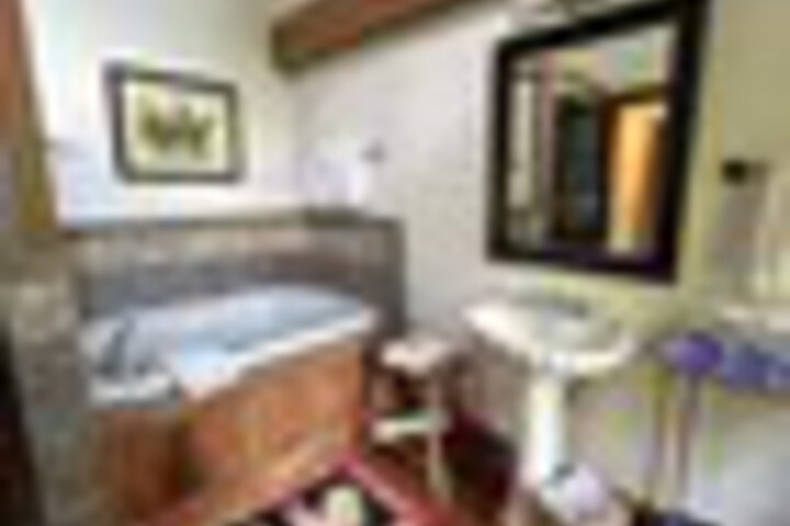 Room 182 of 285
