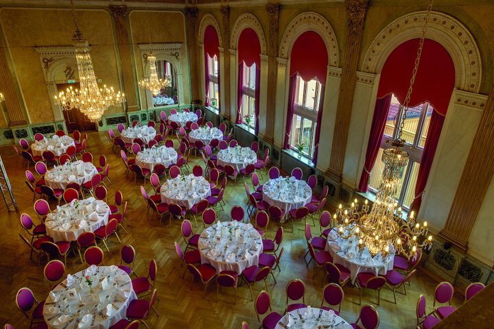 Ballroom/Hall 81 of 98