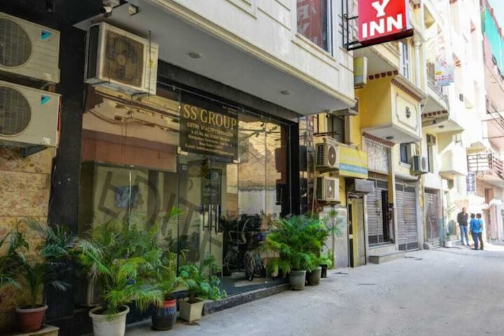 SS GROUP OF HOTELS AT IGI AIRPORT DELHI