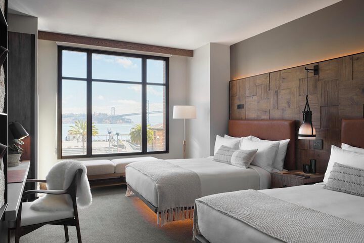Room 40 of 115