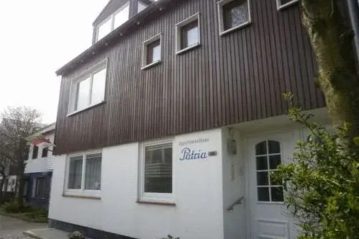 APPARTEMENTHAUS PATRIA D SIEMENS KG