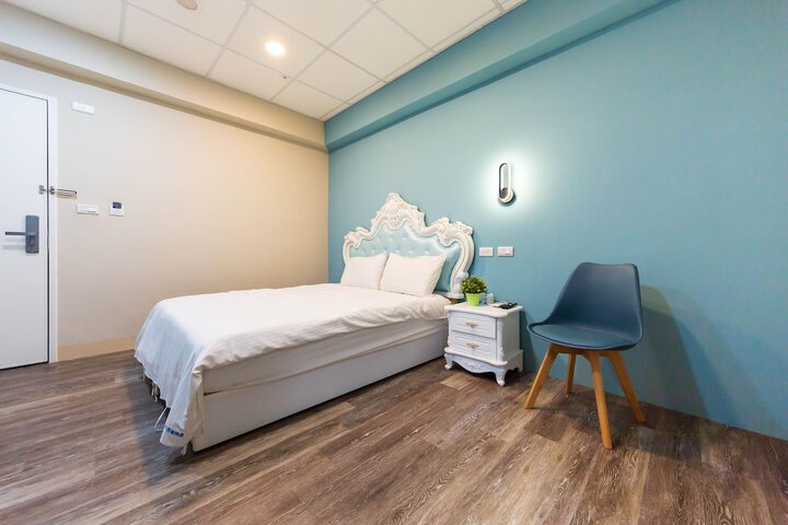 Room 19 of 31