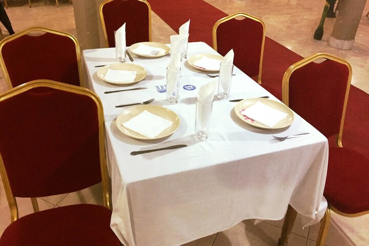 Dining 14 of 19