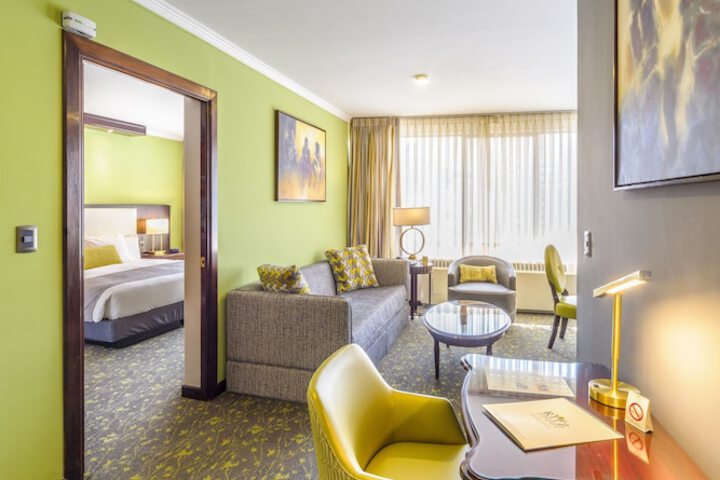 Room 22 of 60