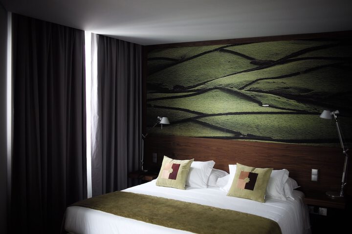Room 6 of 50