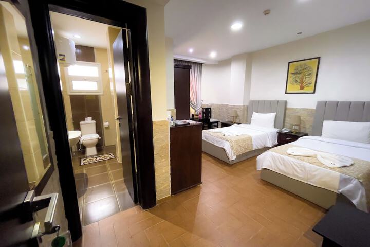 Room 74 of 340