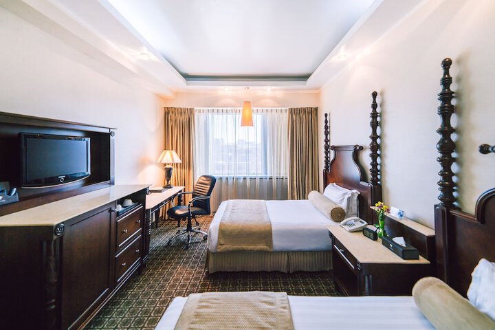 Room 15 of 52