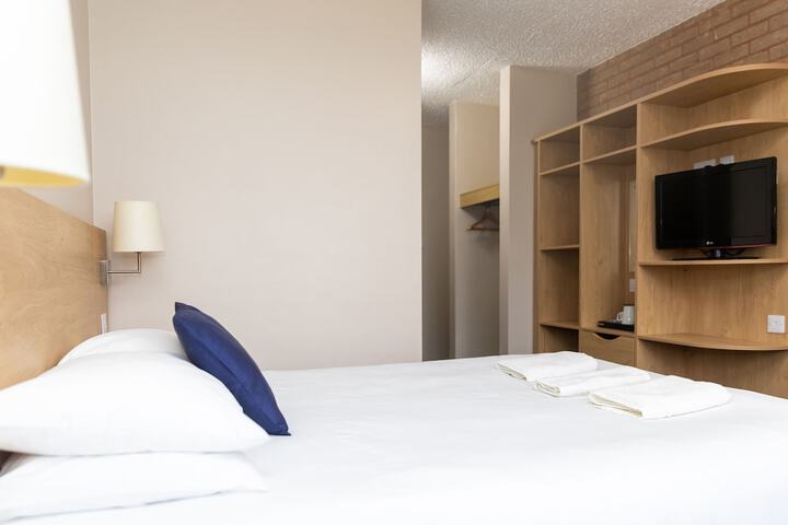 Room 10 of 57