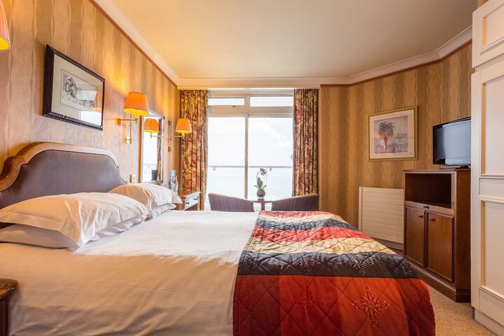 Room 20 of 64