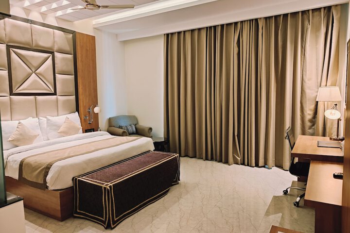 Room 18 of 54