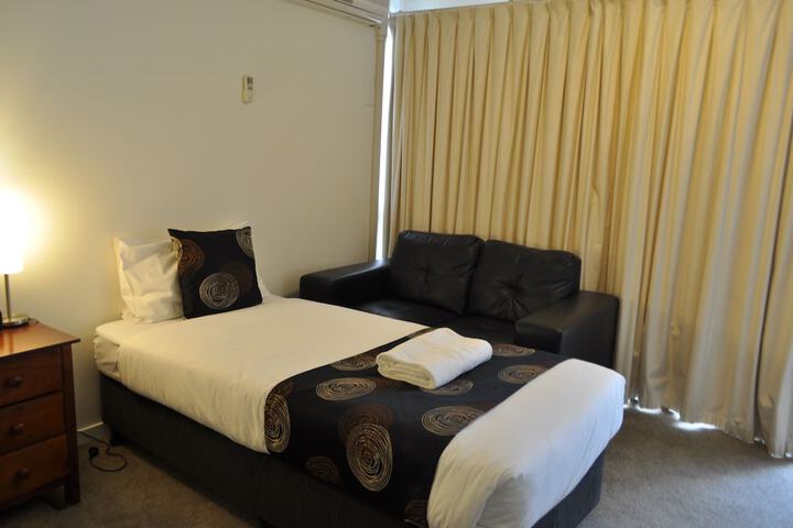 Room 31 of 42