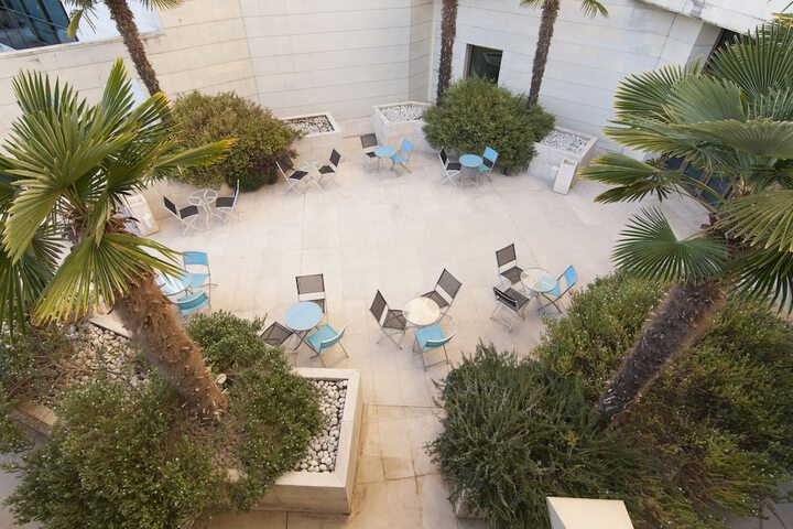 Hotel Exterior 104 of 113