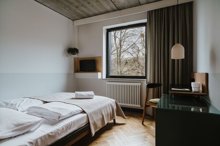 Room 13 of 67
