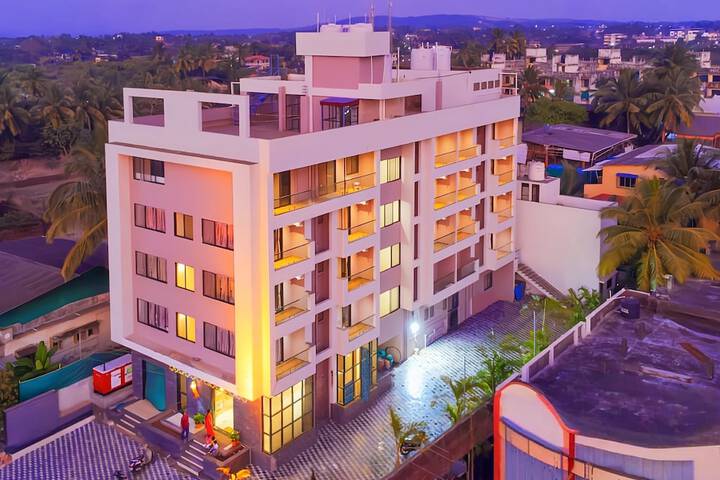 Hotel Aaradhya Crown