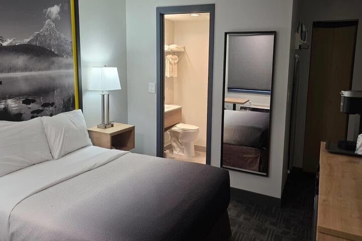 Room 48 of 75