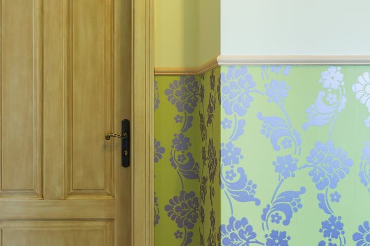 Room 25 of 41
