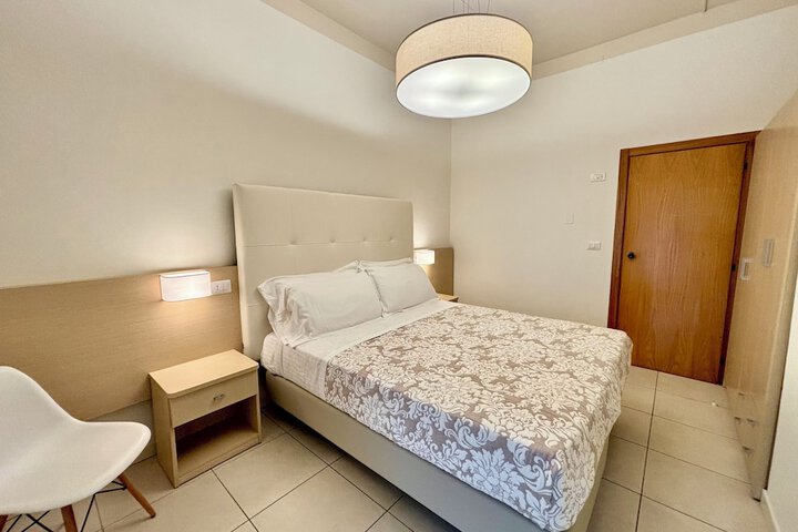 Room 34 of 58