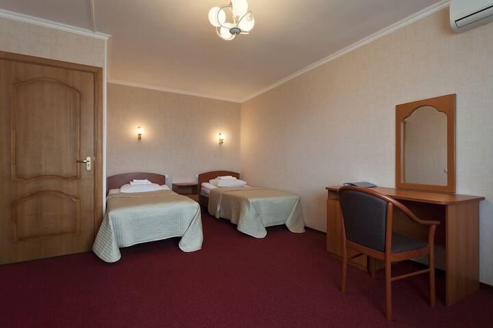 Room 5 of 22
