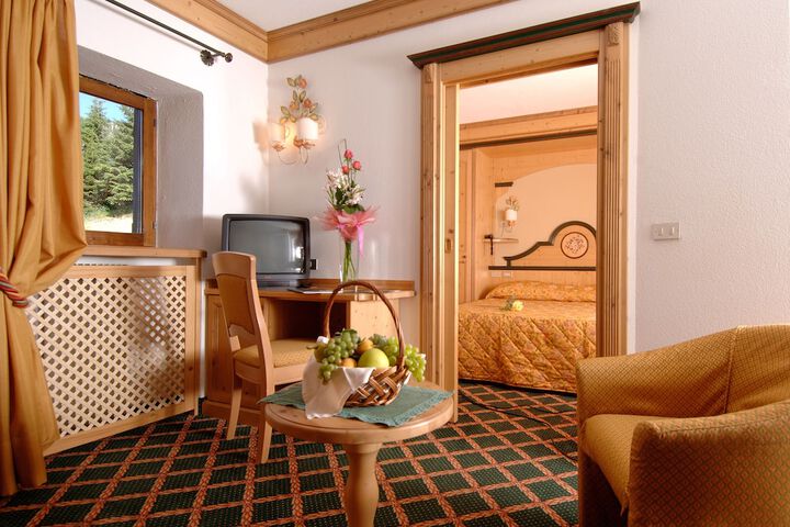 Room 9 of 47