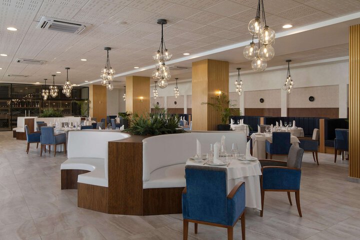 Dining 201 of 259