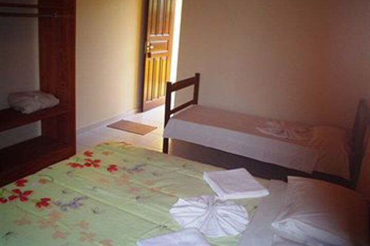Room 17 of 36