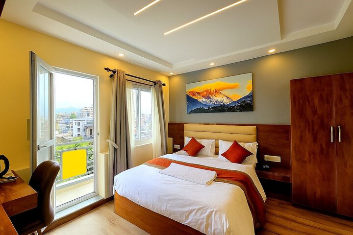 Room 6 of 38