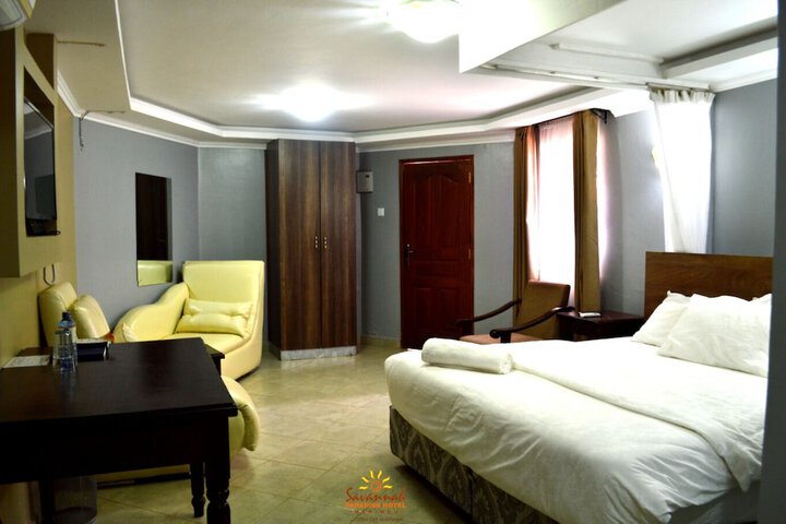 Room 26 of 60