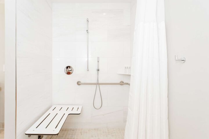 Bathroom shower