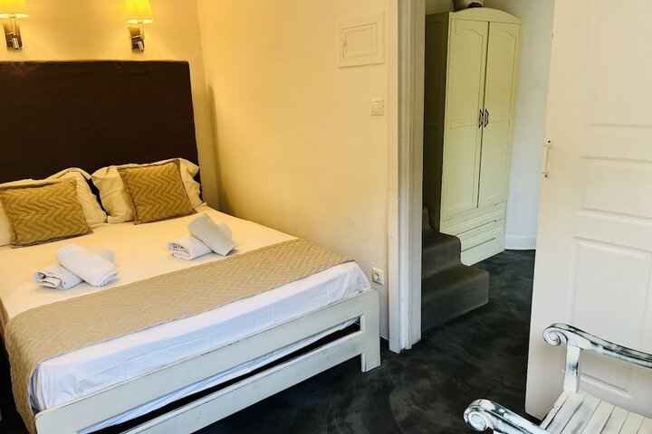 Room 20 of 87