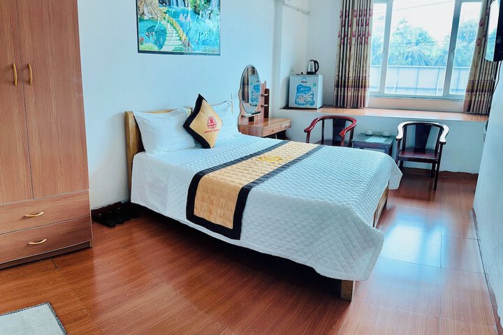 Room 20 of 42
