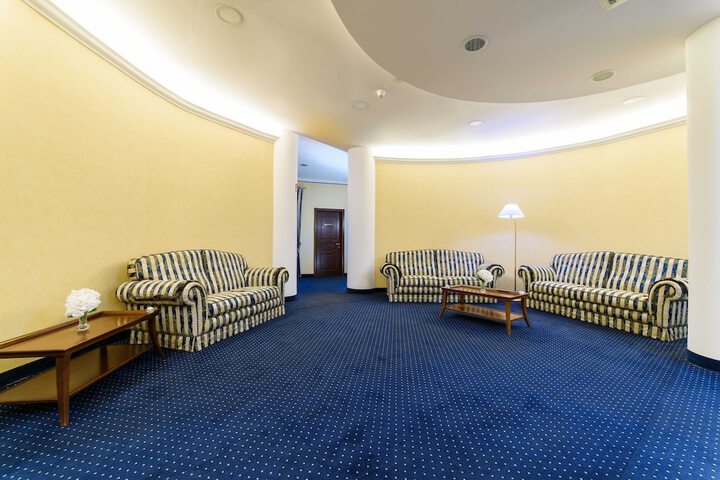 Hotel Interior 4 of 61