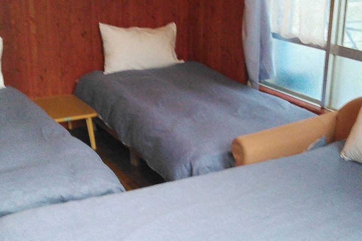 Room 4 of 39