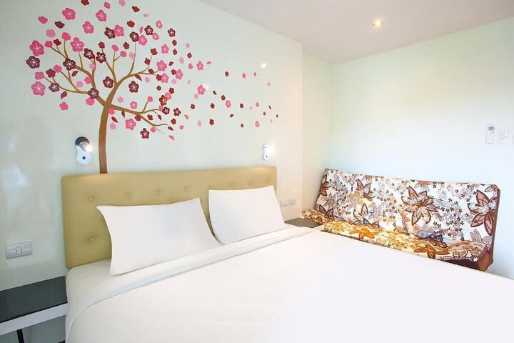 Room 15 of 34