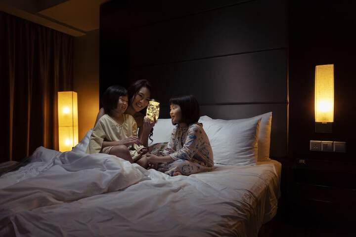 Room 9 of 72