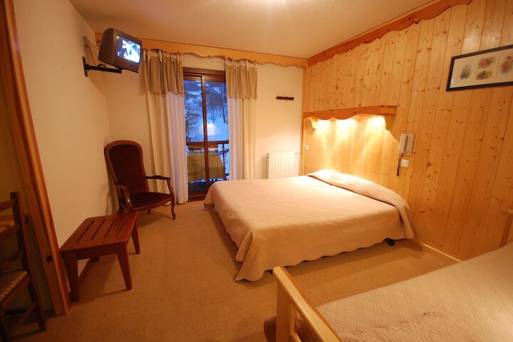 Room 10 of 60