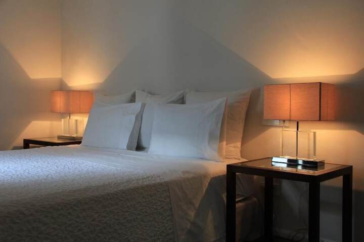 Room 5 of 22