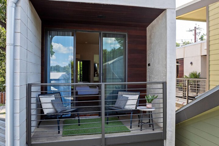 Terrace/Patio 40 of 77