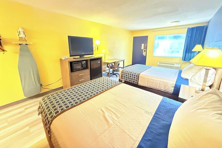 Room 11 of 30